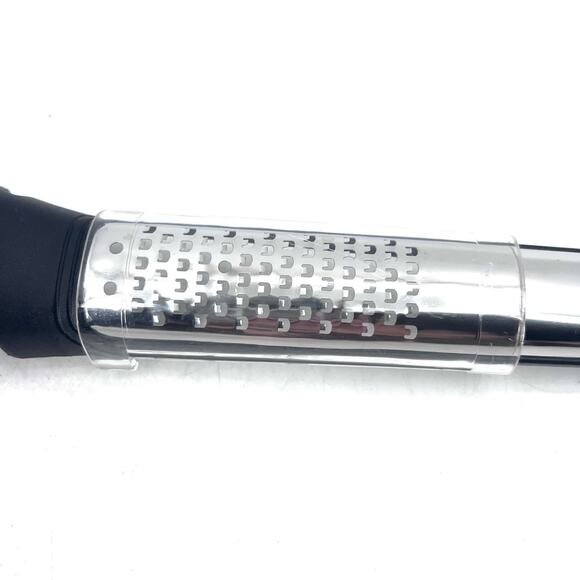 Cuisinart 4 in 1 Pasta Spoon, Server, Grater, One Portion Measure Tool - Picture 3 of 6